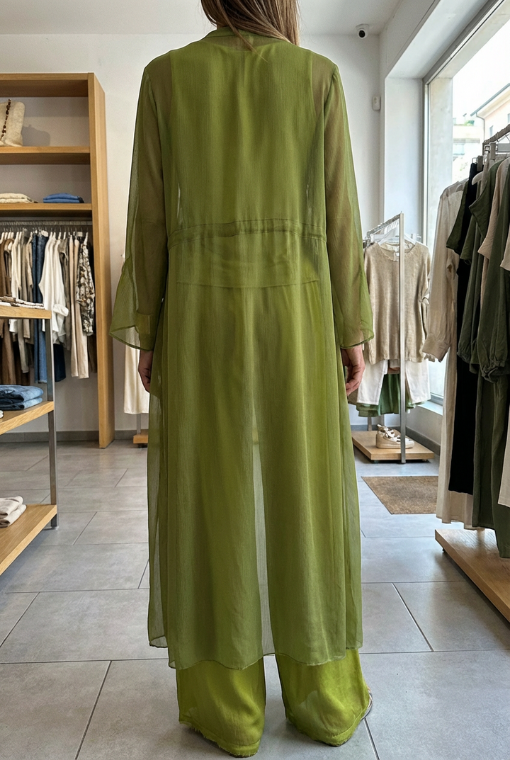 Lindsy - Elegant Comfortable Three Piece Set